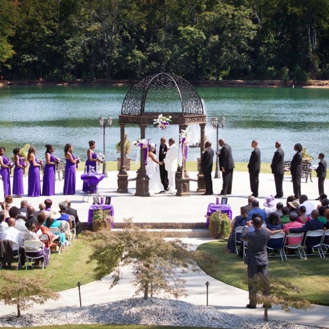 Pristine Chapel Lakeside